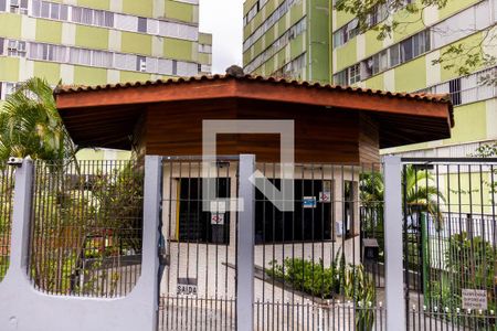 Apartamento à venda com 76m², 3 quartos e 1 vagaFachada