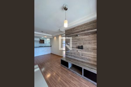 Sala de apartamento à venda com 2 quartos, 65m² em Vila Firmiano Pinto, São Paulo