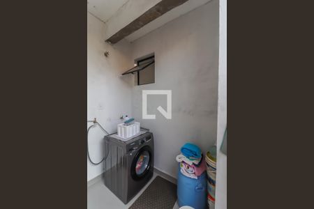 Casa à venda com 75m², 2 quartos e 1 vaga Casa à venda com 75m², 2 quartos e 1 vagaÁrea de Serviço