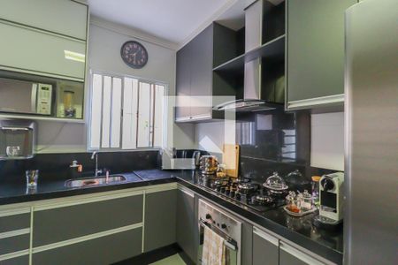 Casa à venda com 75m², 2 quartos e 1 vaga Casa à venda com 75m², 2 quartos e 1 vagaCozinha e Área de Serviço