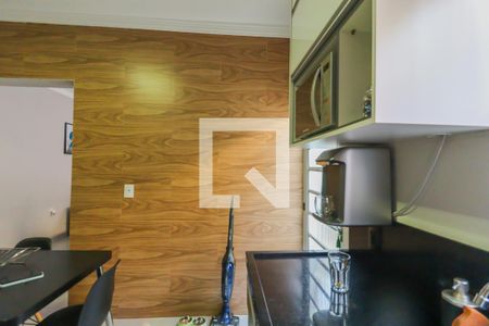 Casa à venda com 75m², 2 quartos e 1 vaga Casa à venda com 75m², 2 quartos e 1 vagaCozinha e Área de Serviço