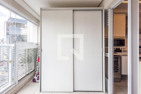 Apartamento para alugar com 58m², 1 quarto e 1 vagaÁrea de Serviço