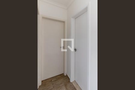 Corredor de apartamento para alugar com 1 quarto, 34m² em Vila Uberabinha, São Paulo