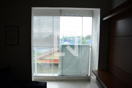 Sala de apartamento para alugar com 2 quartos, 57m² em Jardim Marilu, Cotia