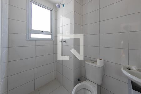 Banheiro de apartamento para alugar com 2 quartos, 40m² em Vila Ema, São Paulo
