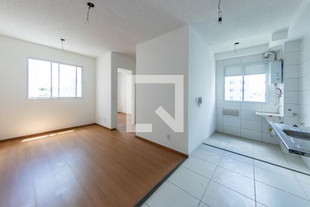 Sala/Cozinha de apartamento para alugar com 2 quartos, 40m² em Vila Ema, São Paulo