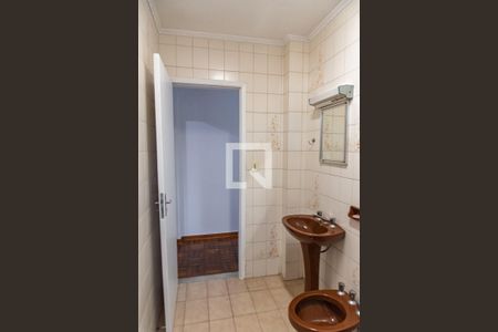 Banheiro de apartamento para alugar com 1 quarto, 47m² em Vila Gumercindo, São Paulo