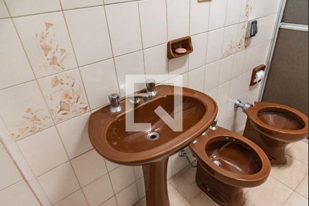 Banheiro de apartamento para alugar com 1 quarto, 47m² em Vila Gumercindo, São Paulo