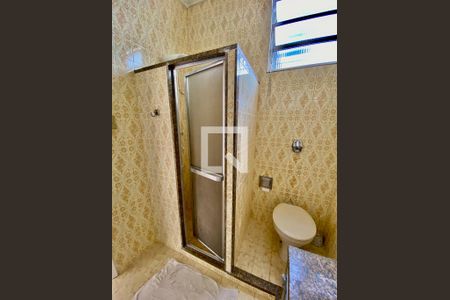 Apartamento para alugar com 90m², 2 quartos e sem vagaBanheiro