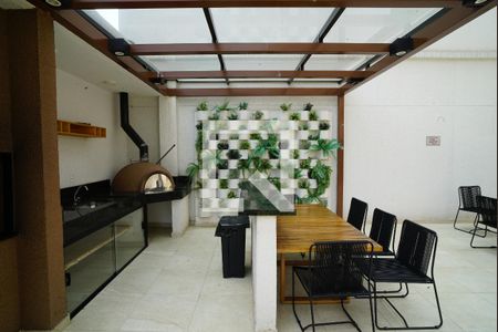 Apartamento para alugar com 40m², 2 quartos e sem vagaÁrea comum - Churrasqueira