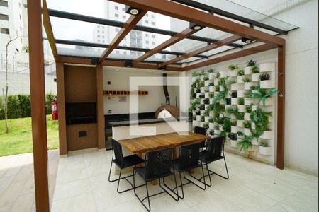 Apartamento para alugar com 40m², 2 quartos e sem vagaÁrea comum - Churrasqueira