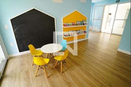 Apartamento para alugar com 40m², 2 quartos e sem vagaÁrea comum - Brinquedoteca