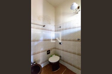 Banheiro de casa para alugar com 1 quarto, 50m² em Ouro Preto, Belo Horizonte