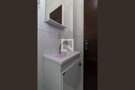 Casa de condomínio para alugar com 160m², 3 quartos e 2 vagasBanheiro da Suíte 2