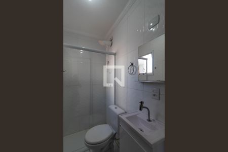 Casa de condomínio para alugar com 160m², 3 quartos e 2 vagasBanheiro da Suíte 2