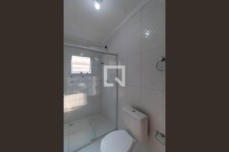 Banheiro da Suíte 1 de casa de condomínio para alugar com 3 quartos, 160m² em Vila Aricanduva, São Paulo