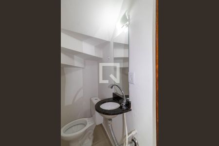 Casa de condomínio para alugar com 160m², 3 quartos e 2 vagasLavabo 