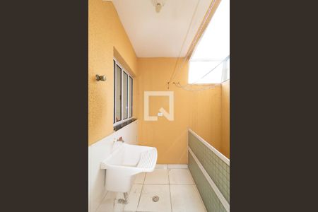 Casa de condomínio para alugar com 160m², 3 quartos e 2 vagasÁrea de Serviço 