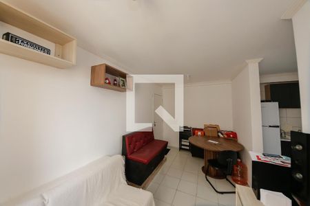 Sala de apartamento para alugar com 2 quartos, 60m² em Parque São Lourenço, São Paulo