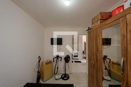 Quarto 1 de apartamento para alugar com 2 quartos, 60m² em Parque São Lourenço, São Paulo