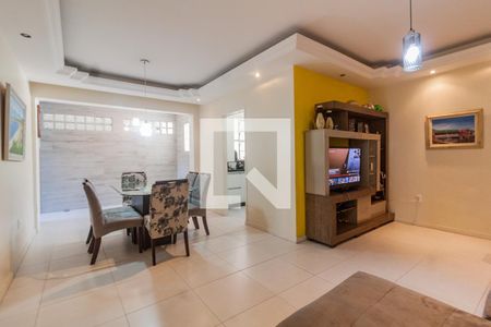 Sala de apartamento para alugar com 3 quartos, 130m² em Centro, Florianópolis