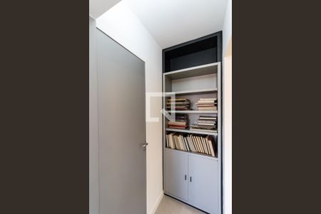 Apartamento para alugar com 81m², 1 quarto e 1 vaga Apartamento para alugar com 81m², 1 quarto e 1 vagaCorredor