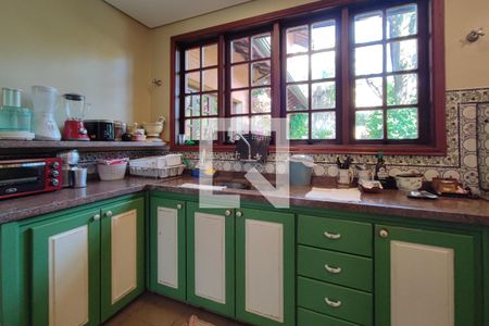 Casa à venda com 605m², 7 quartos e 6 vagasCozinha