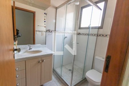 Apartamento para alugar com 247m², 4 quartos e 3 vagasBanheiro 