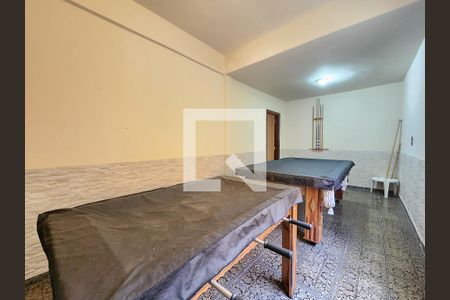 Casa à venda com 405m², 4 quartos e 2 vagasSalão de Jogos