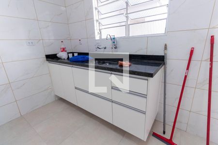 Casa à venda com 125m², 2 quartos e 2 vagas Casa à venda com 125m², 2 quartos e 2 vagasCozinha
