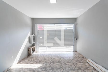 Casa à venda com 125m², 2 quartos e 2 vagas Casa à venda com 125m², 2 quartos e 2 vagasGaragem