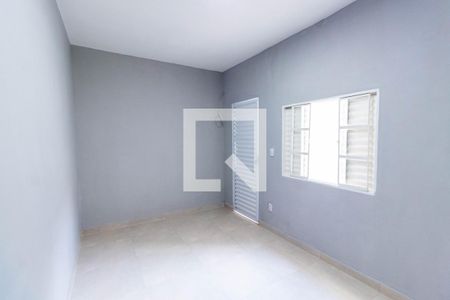 Casa à venda com 125m², 2 quartos e 2 vagas Casa à venda com 125m², 2 quartos e 2 vagasEscritório