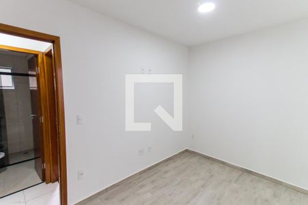 Quarto 1   de apartamento para alugar com 2 quartos, 42m² em Vila Paiva, São Paulo