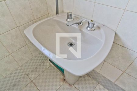Casa à venda com 125m², 3 quartos e 3 vagas Casa à venda com 125m², 3 quartos e 3 vagasBanheiro