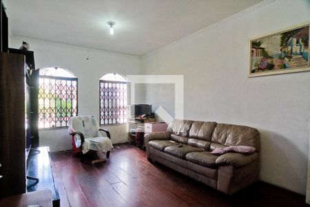 Sala de casa à venda com 3 quartos, 125m² em Vila Romero, São Paulo
