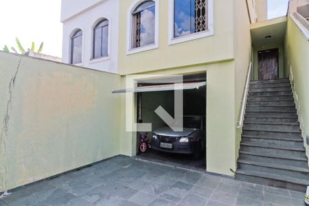 Casa à venda com 125m², 3 quartos e 3 vagas Casa à venda com 125m², 3 quartos e 3 vagasGaragem