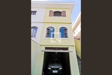 Casa à venda com 125m², 3 quartos e 3 vagas Casa à venda com 125m², 3 quartos e 3 vagasGaragem
