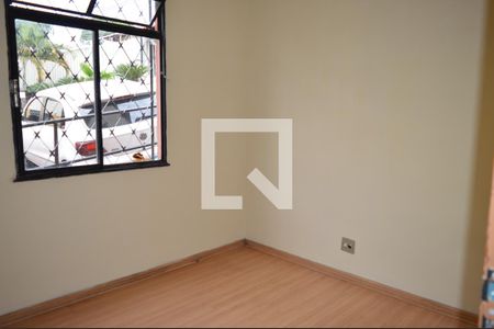 Quarto 1 de apartamento à venda com 2 quartos, 44m² em Centro, Contagem