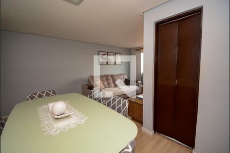 Casa de condomínio à venda com 65m², 2 quartos e 1 vagaSala de Jantar