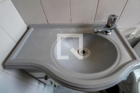 Apartamento para alugar com 80m², 2 quartos e 1 vaga Apartamento para alugar com 80m², 2 quartos e 1 vagaBanheiro