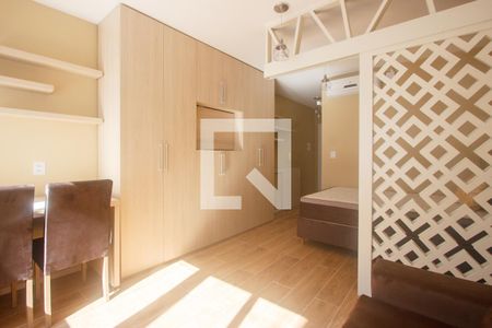 Sala/Quarto de apartamento para alugar com 1 quarto, 32m² em Floresta, Porto Alegre