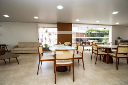 Apartamento à venda com 200m², 4 quartos e 2 vagasÁrea comum - Salão de festas, panorâmica