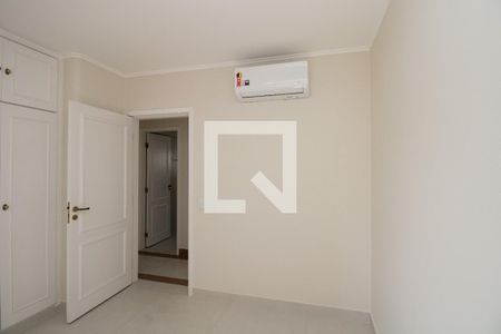 Apartamento à venda com 200m², 4 quartos e 2 vagasQuarto 2