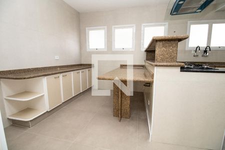 Apartamento à venda com 200m², 4 quartos e 2 vagasCozinha