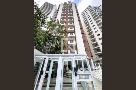 Apartamento à venda com 200m², 4 quartos e 2 vagasFachada