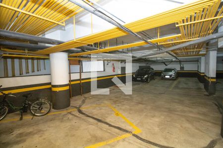 Apartamento à venda com 200m², 4 quartos e 2 vagasÁrea comum - Garagem