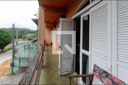 Varanda de casa à venda com 3 quartos, 350m² em Aberta dos Morros, Porto Alegre