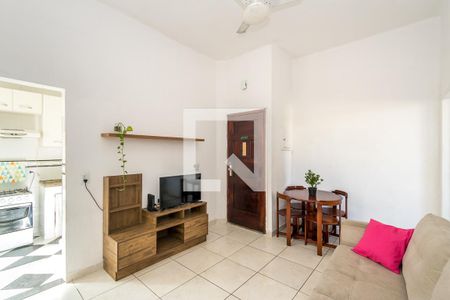 Sala  de apartamento à venda com 2 quartos, 50m² em Olaria, Rio de Janeiro