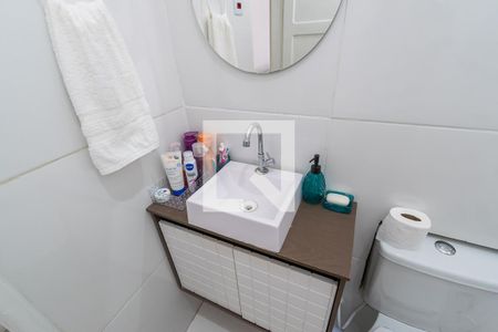Apartamento à venda com 50m², 2 quartos e sem vaga Apartamento à venda com 50m², 2 quartos e sem vagaBanheiro