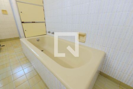 Apartamento para alugar com 320m², 5 quartos e 2 vagasBanheiro da Suíte